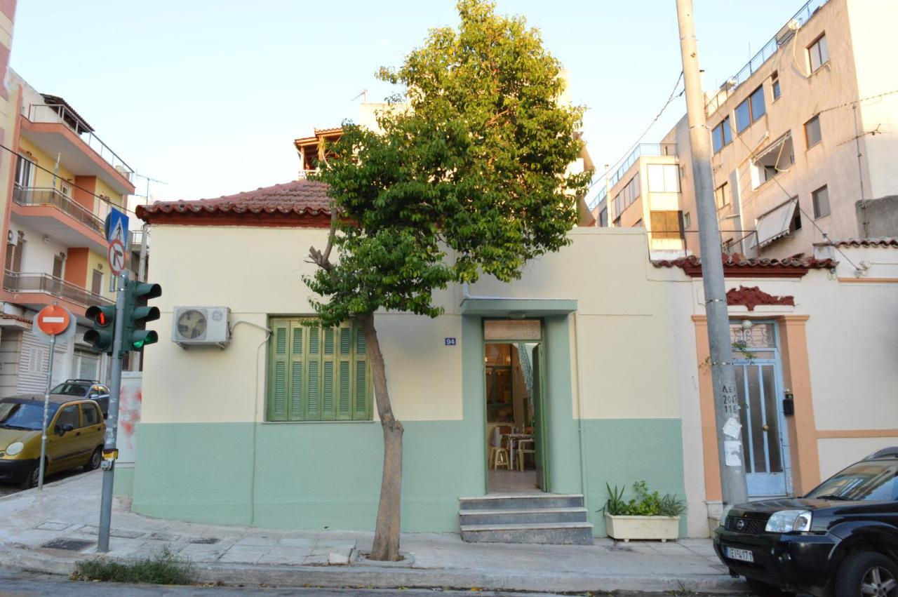 Ferienwohnung Pireas Port Next To Metro Artistic House Exterior foto
